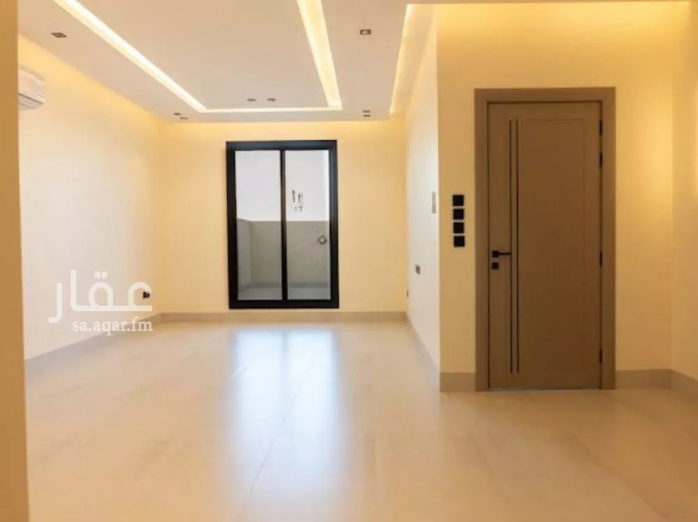 4 bedroom floor in Al Aridh 9