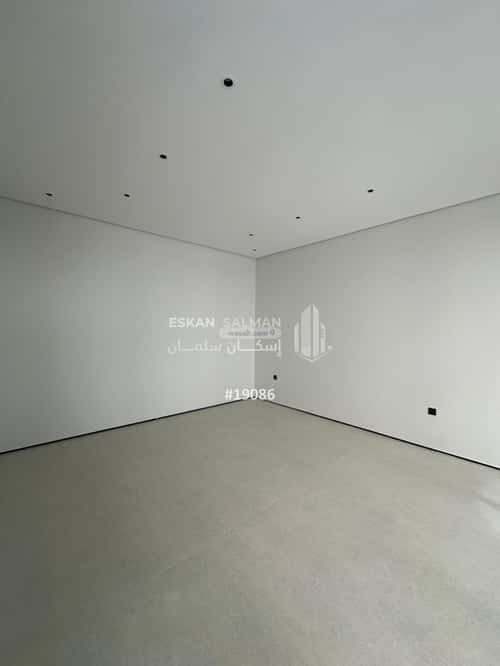 5 bedroom floor in Al Janadriyah 9