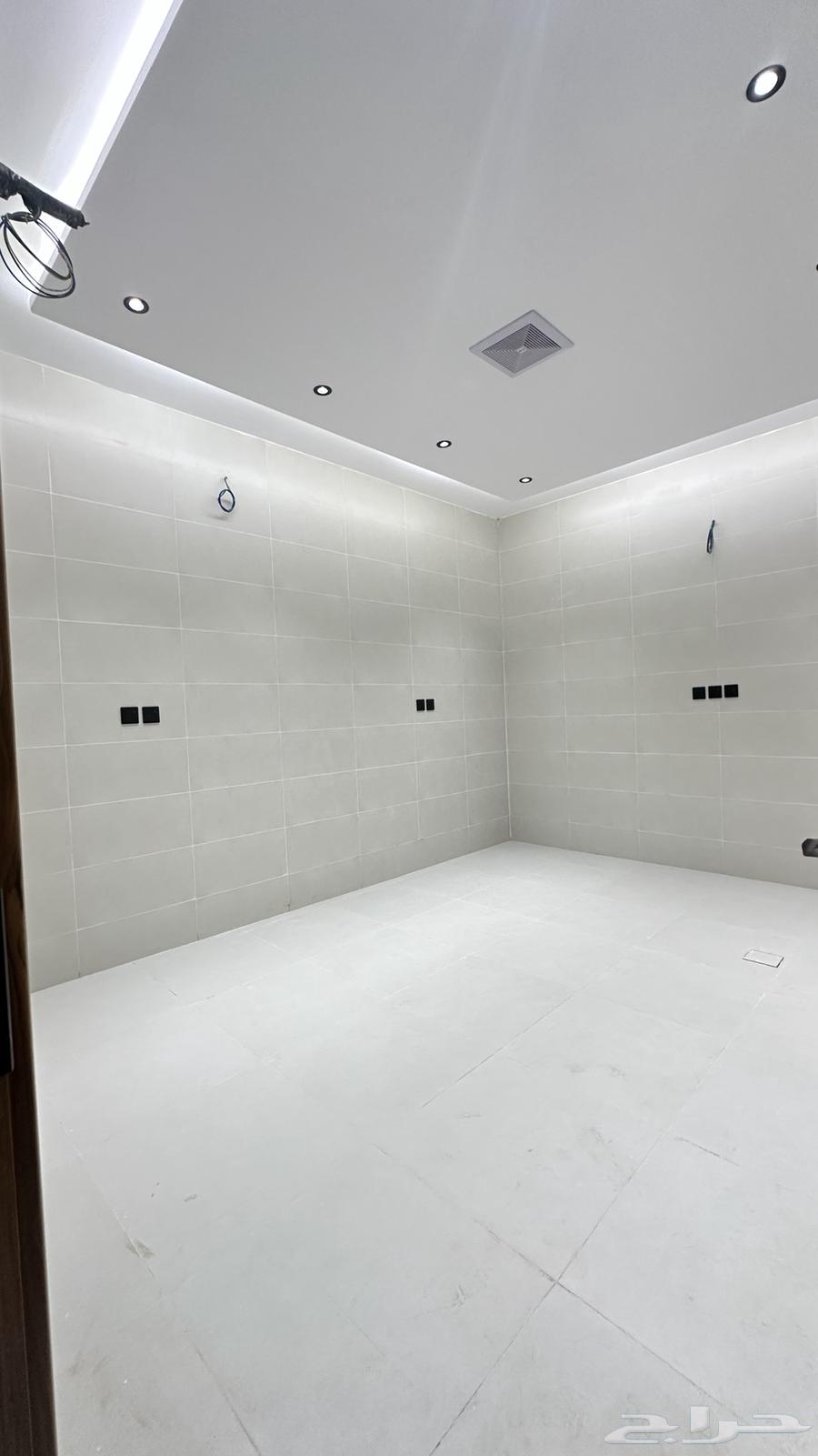 5 bedroom apartment in Al Ranuna, Madinah 6