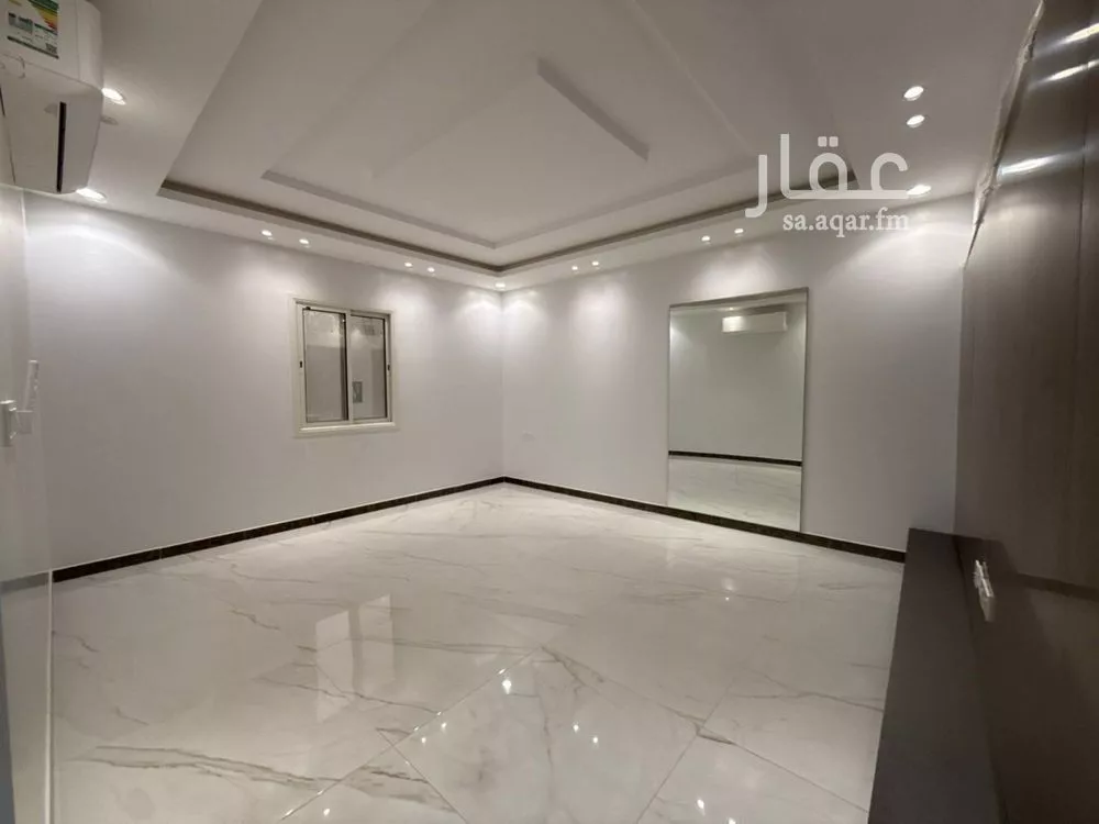 دور 4 غرف في العارض 16