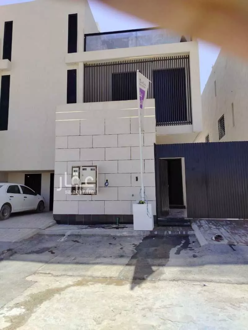 5 bedroom floor in Ash Sharq 3