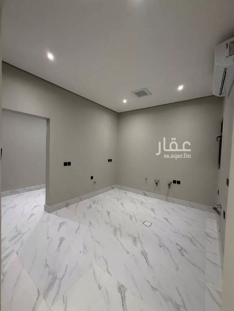 دور 3 غرف في العارض 12
