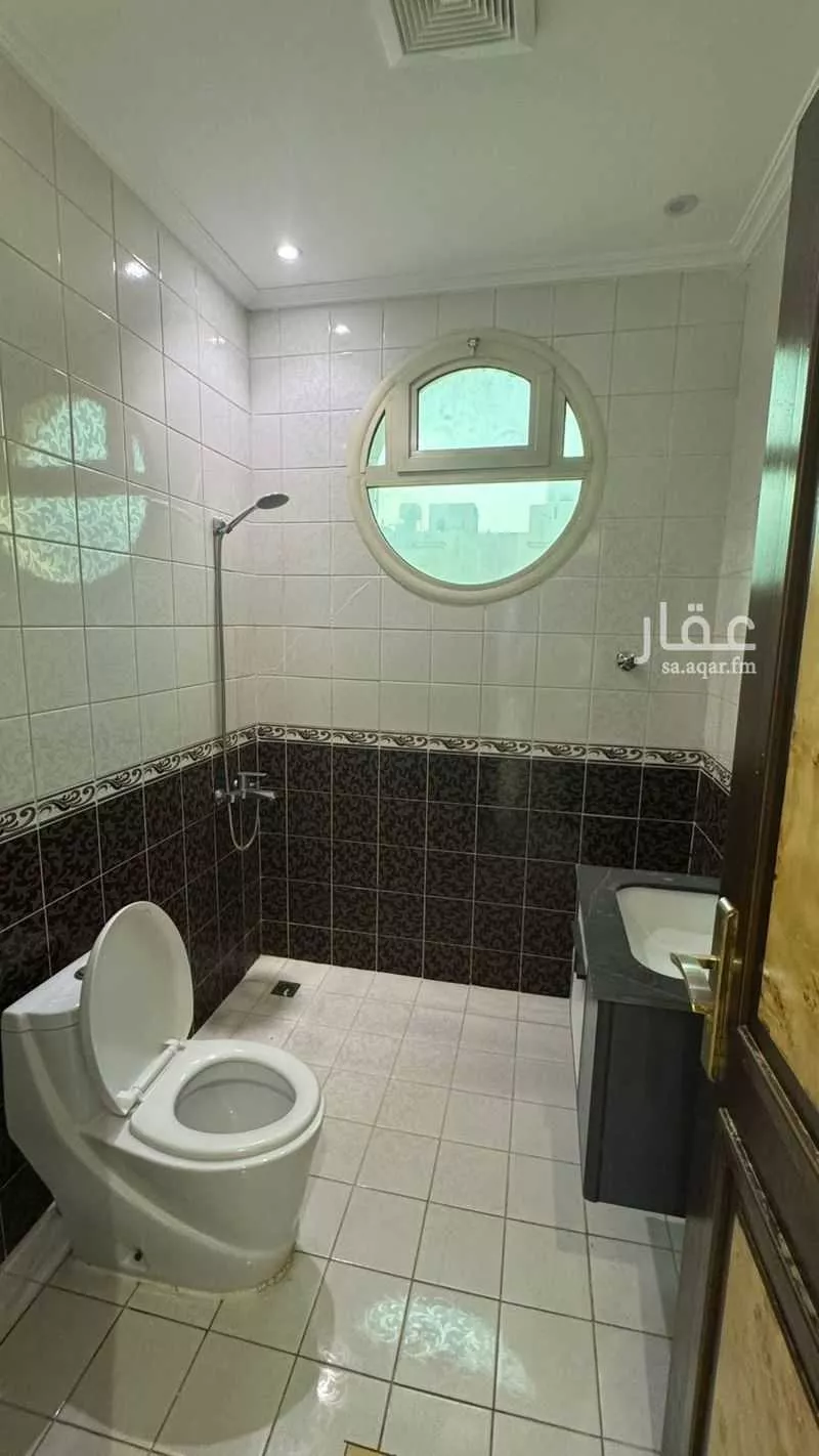 4 bedroom floor in Al Yasmin 5