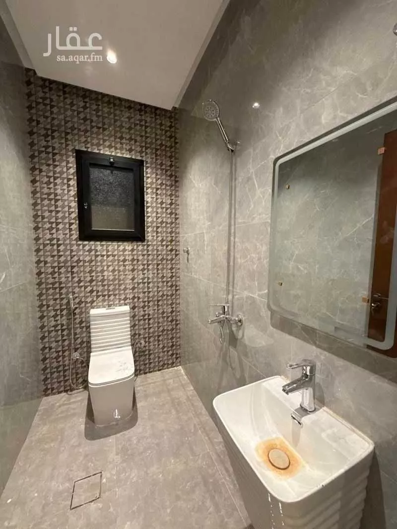 5 bedroom apartment in Madaen Al Fahd, Jeddah 6