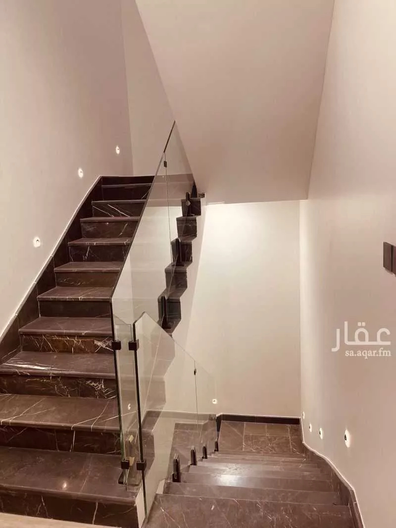 4 bedroom villa in Al Rimal 7