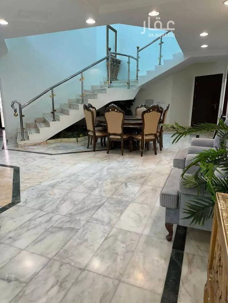 6 bedroom villa in Al Falah 2