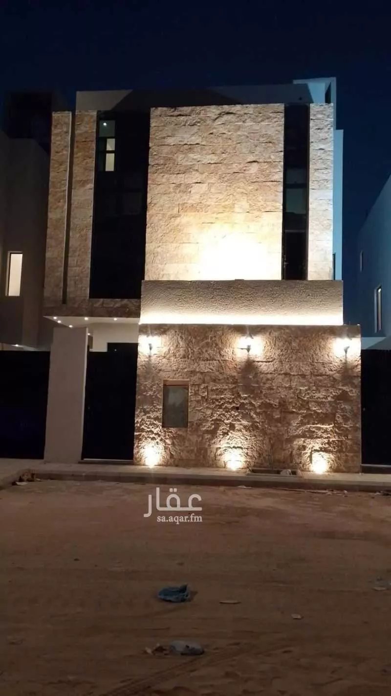 فيلا 11 غرف في الرمال 4