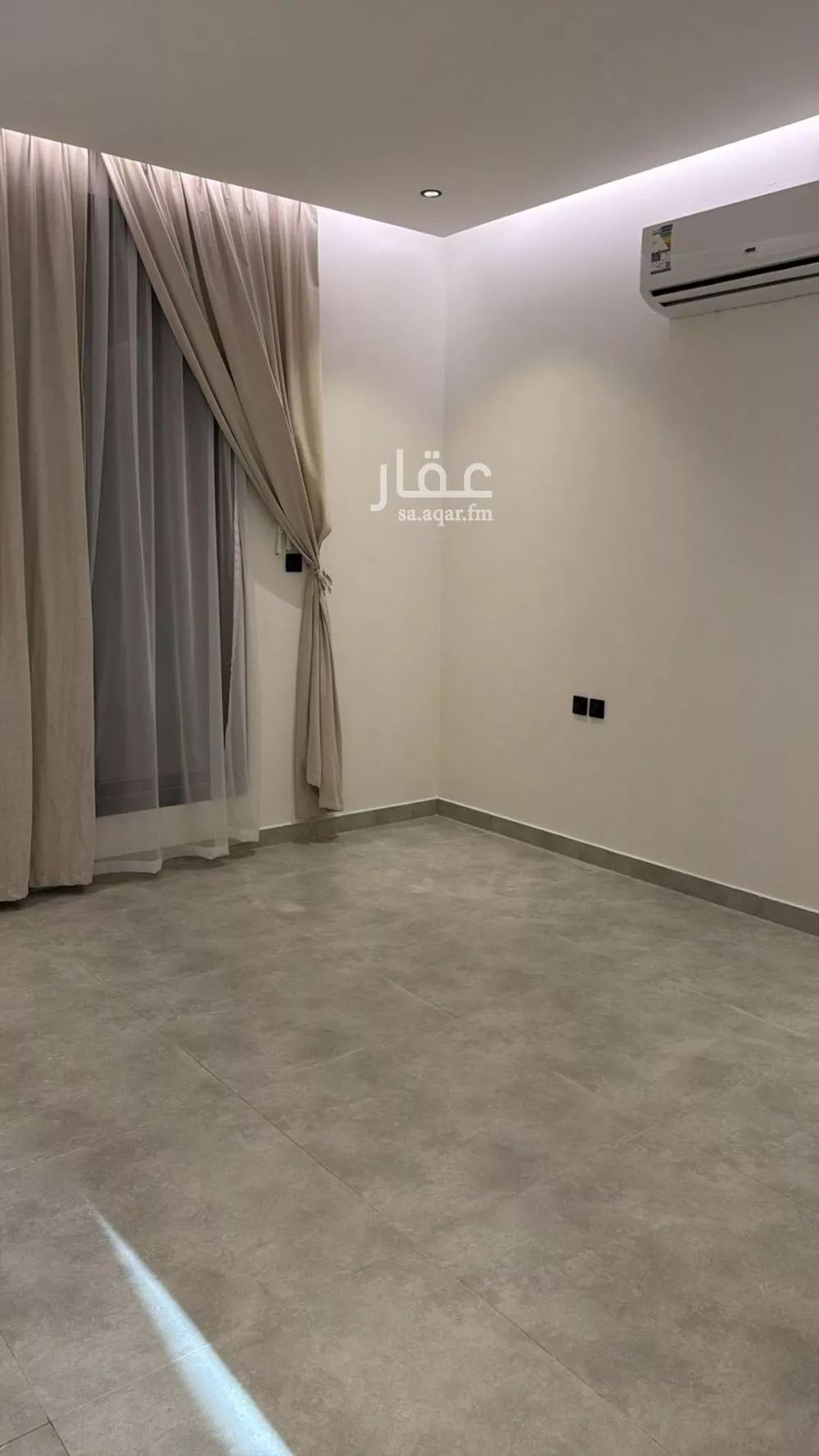 شقة 5 غرف في العارض 7