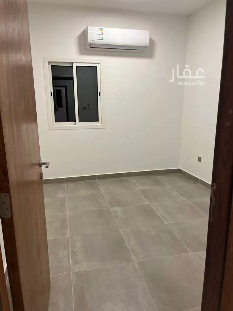 شقة 4 غرف في النرجس 12