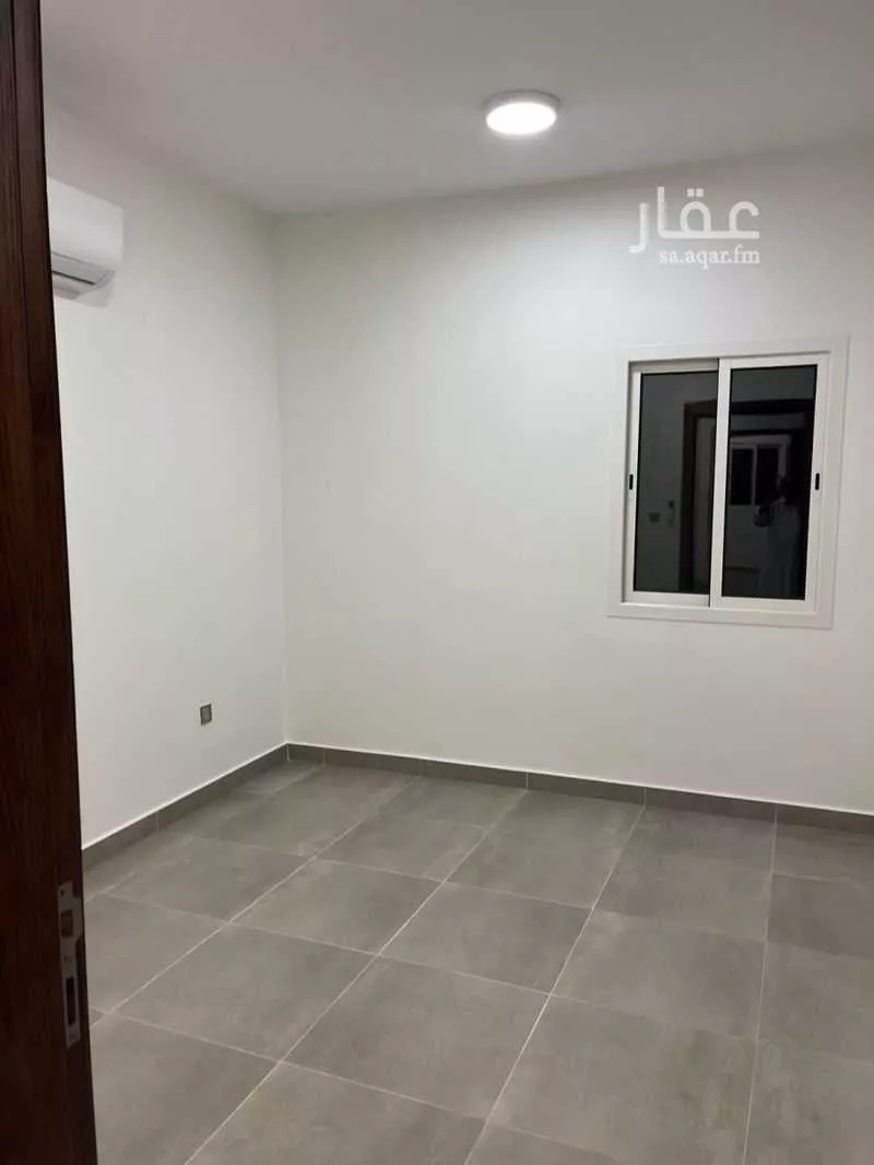 شقة 4 غرف في النرجس 6