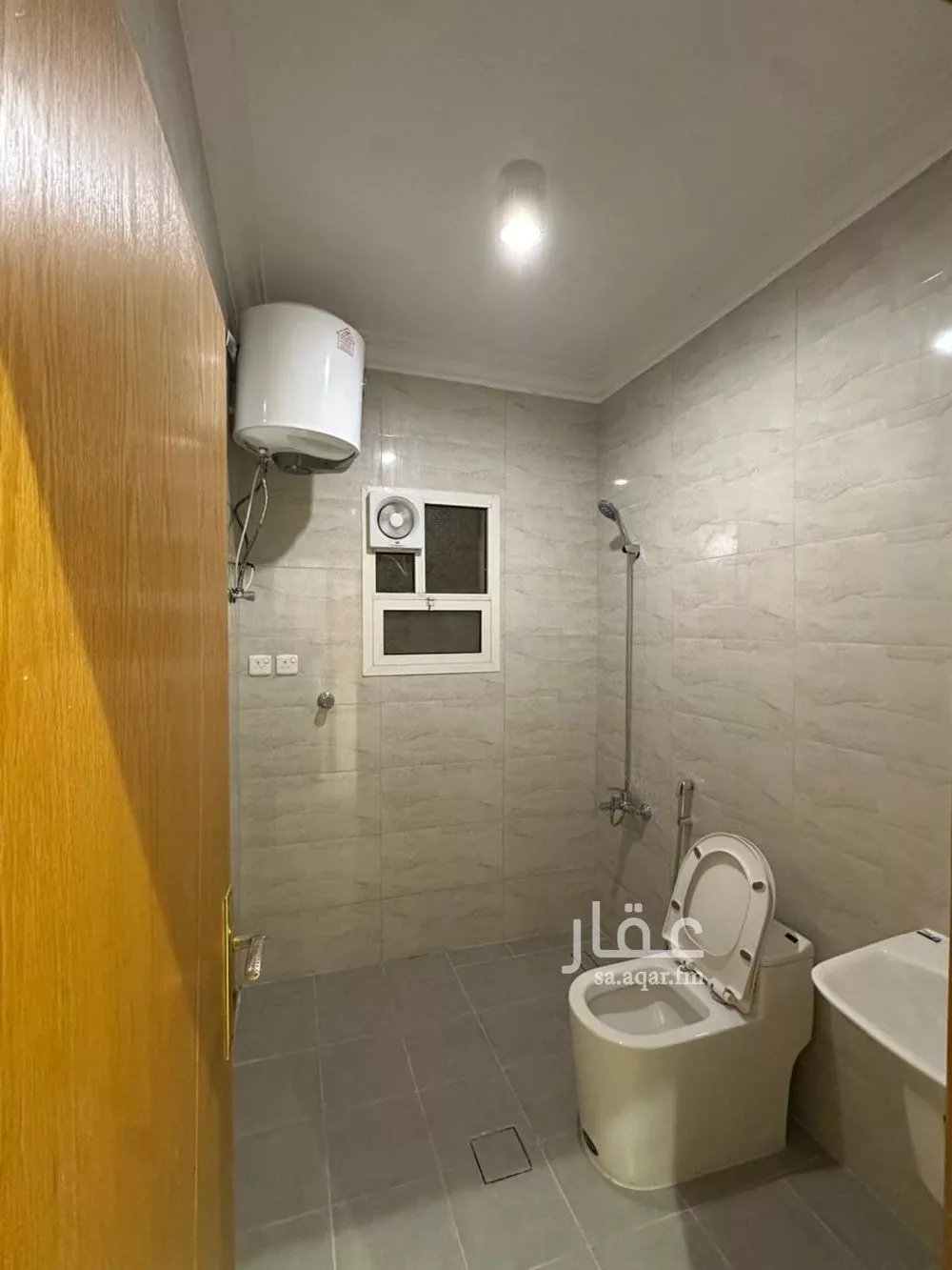 5 bedroom floor in Al Sahafah 5