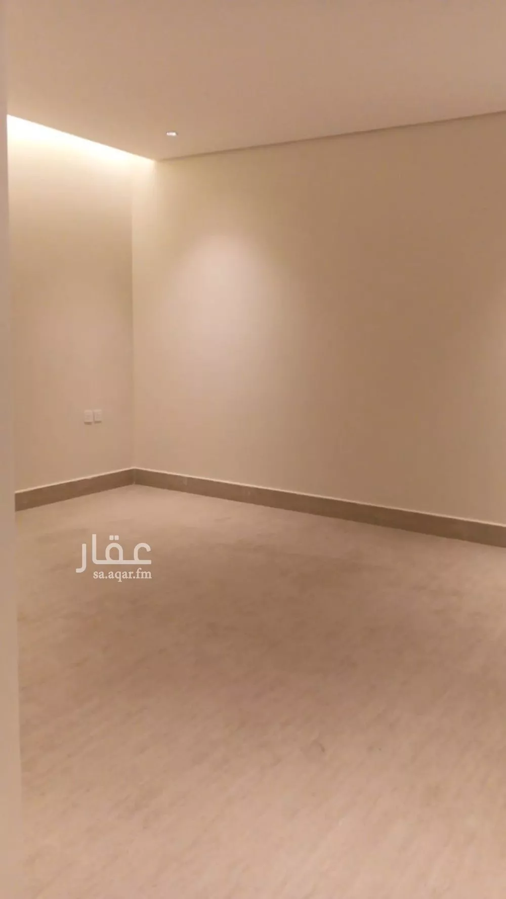 دور 4 غرف في الملقا 5