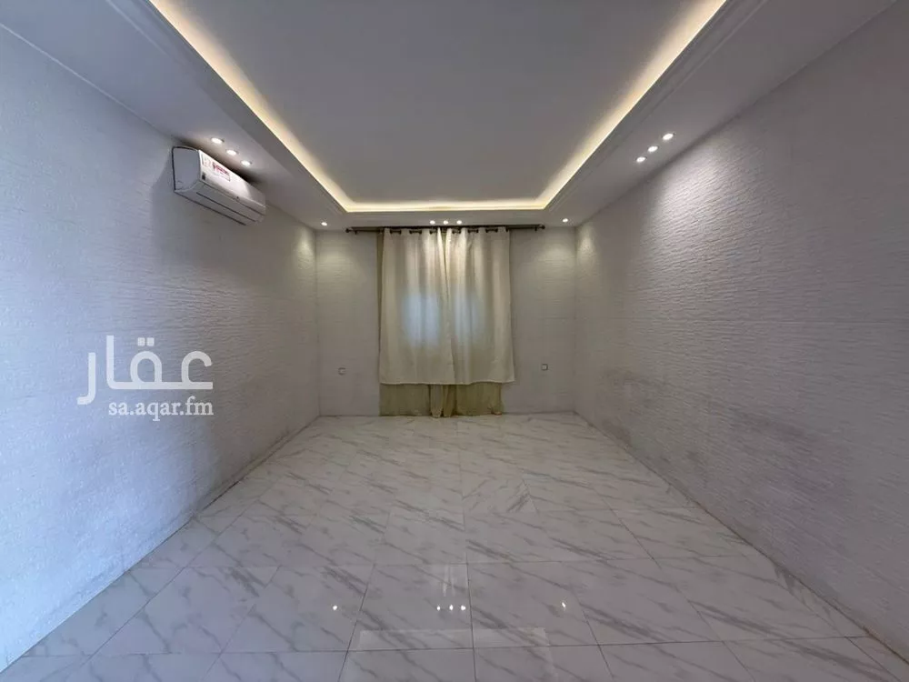 دور 4 غرف في العارض 16