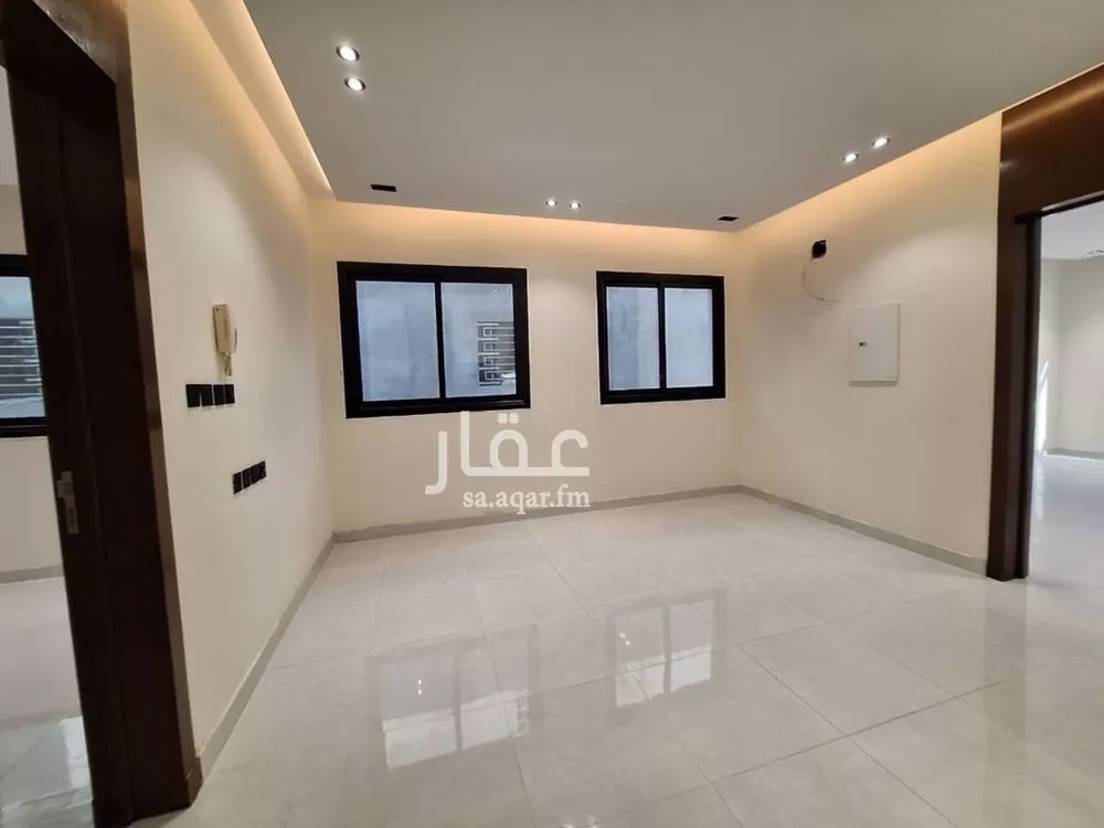5 bedroom villa in Okaz 8