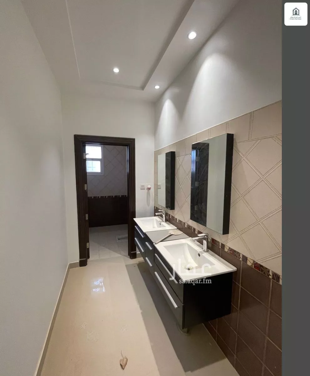 5 bedroom floor in Al Qairawan 8