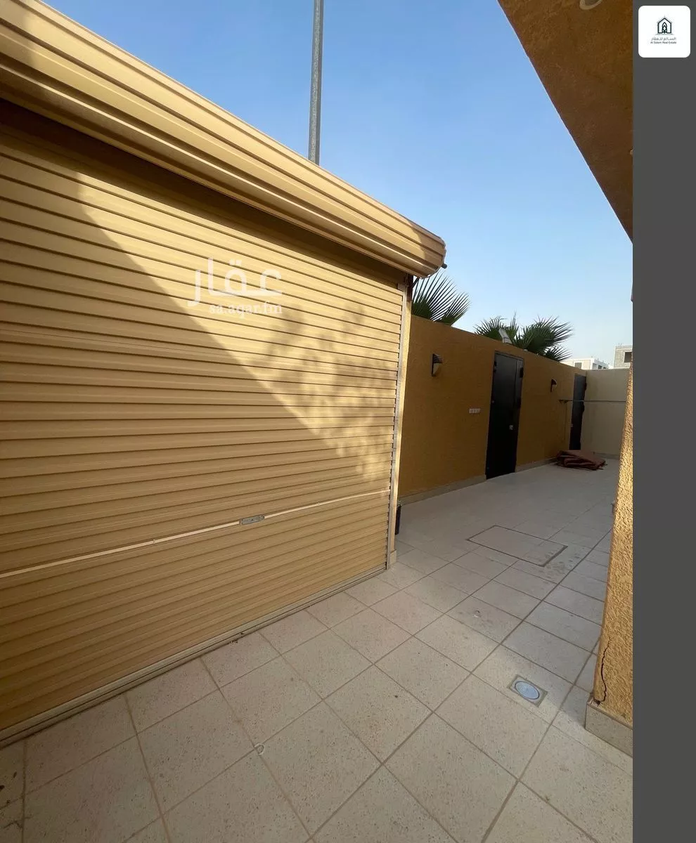 5 bedroom floor in Al Qairawan 9