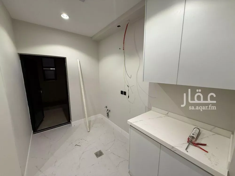 دور 2 غرف في العارض 2