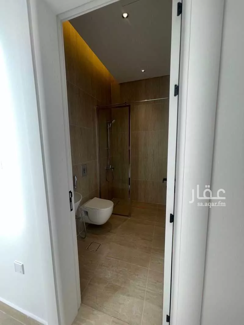 4 bedroom floor in Al Aqiq 7