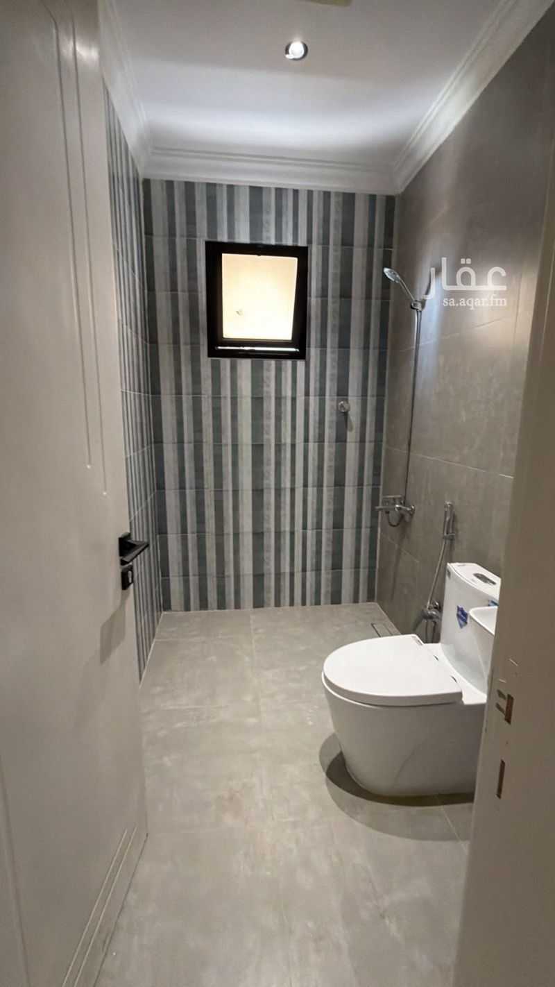 3 bedroom apartment in Ishbiliyah, Riyadh 10