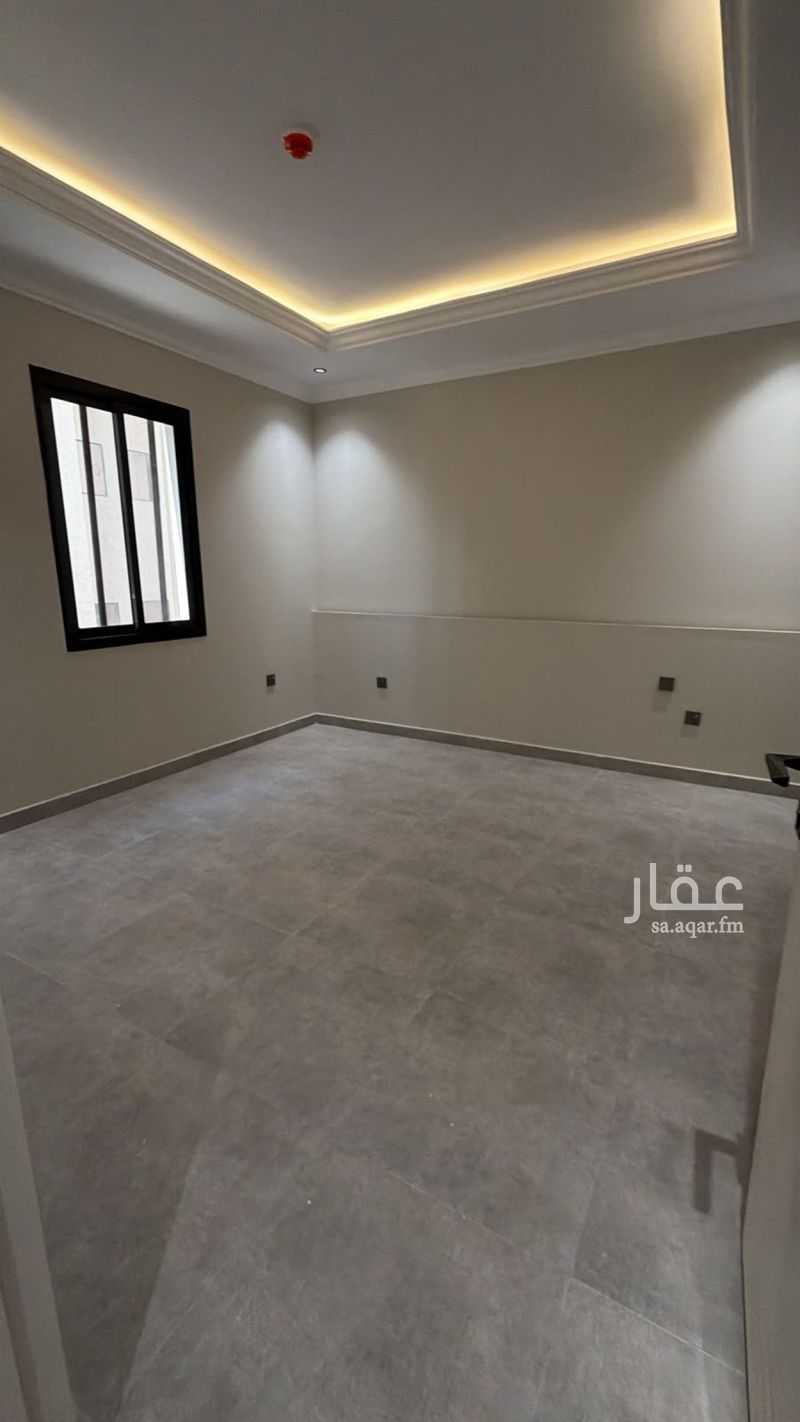 3 bedroom apartment in Ishbiliyah, Riyadh 6