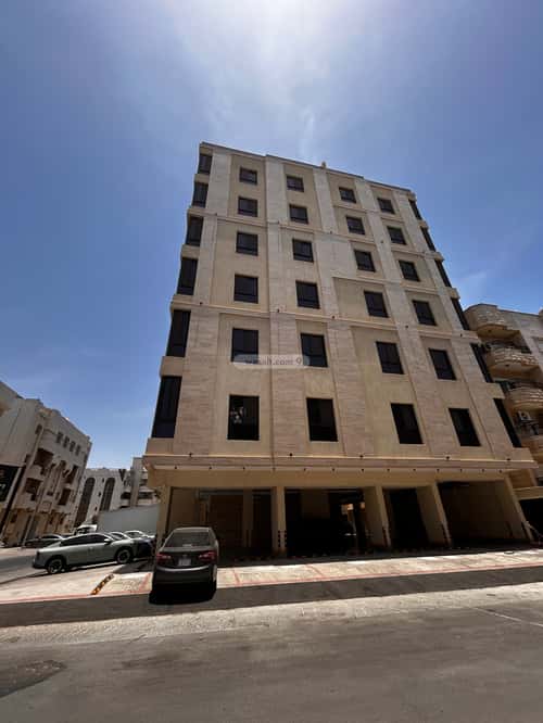 3 bedroom apartment in Al Ruwais, Jeddah 4