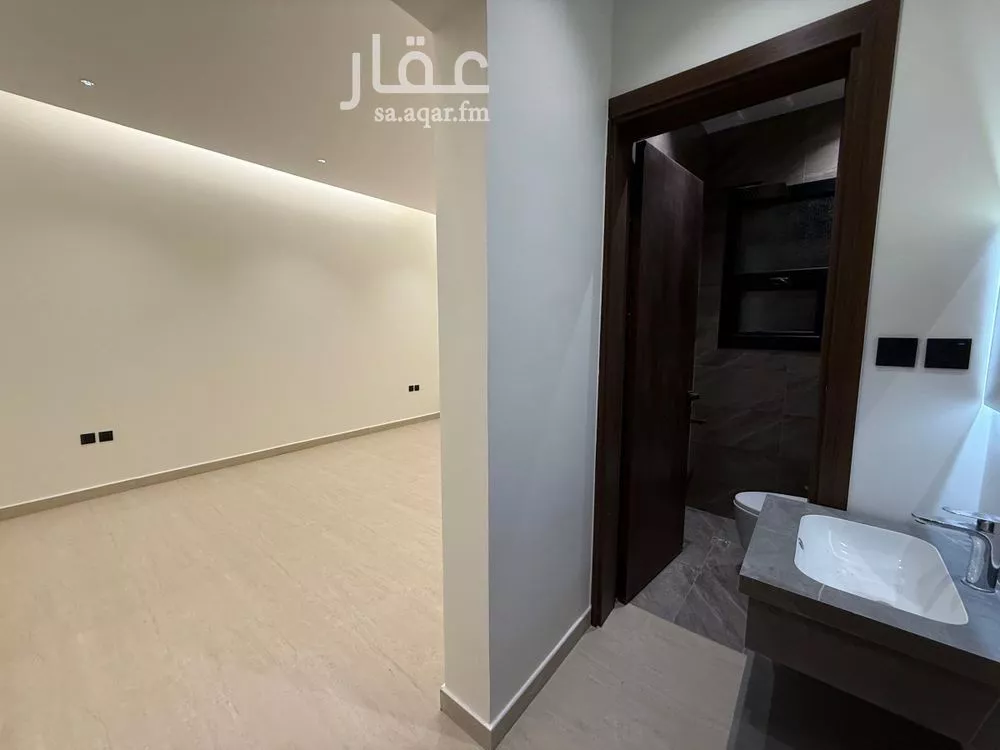 4 bedroom floor in Al Narjis 4