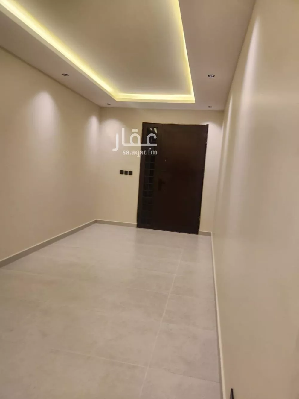 6 bedroom floor in Al Jazirah 10