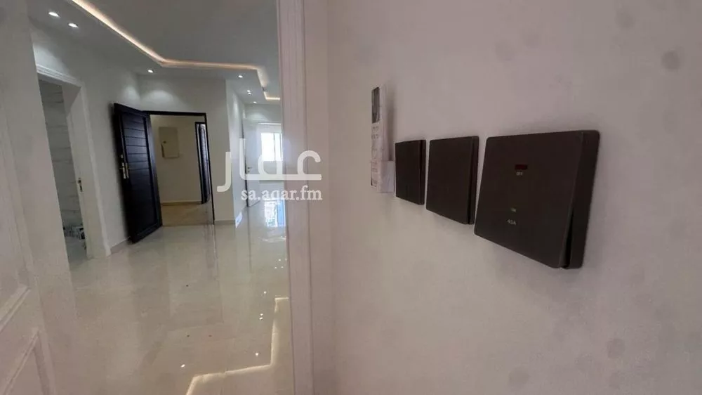 3 bedroom floor in Al Narjis 4