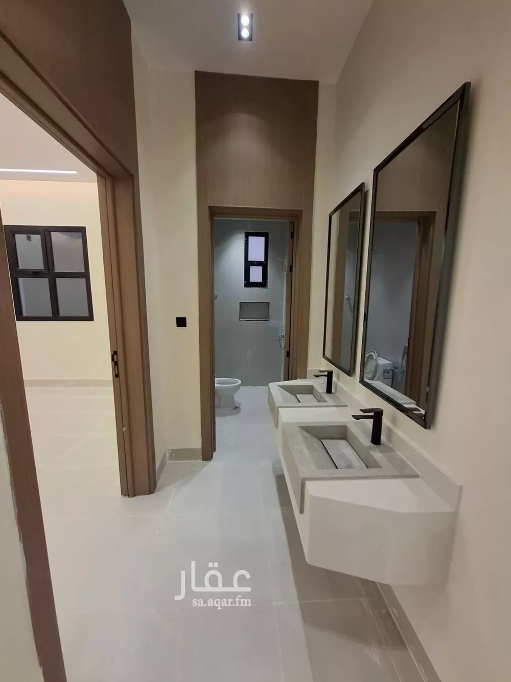 دور 6 غرف في الشرق 7