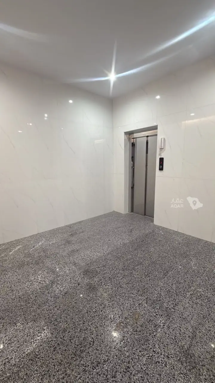 2 bedroom apartment in Mishrifah, Jeddah 13