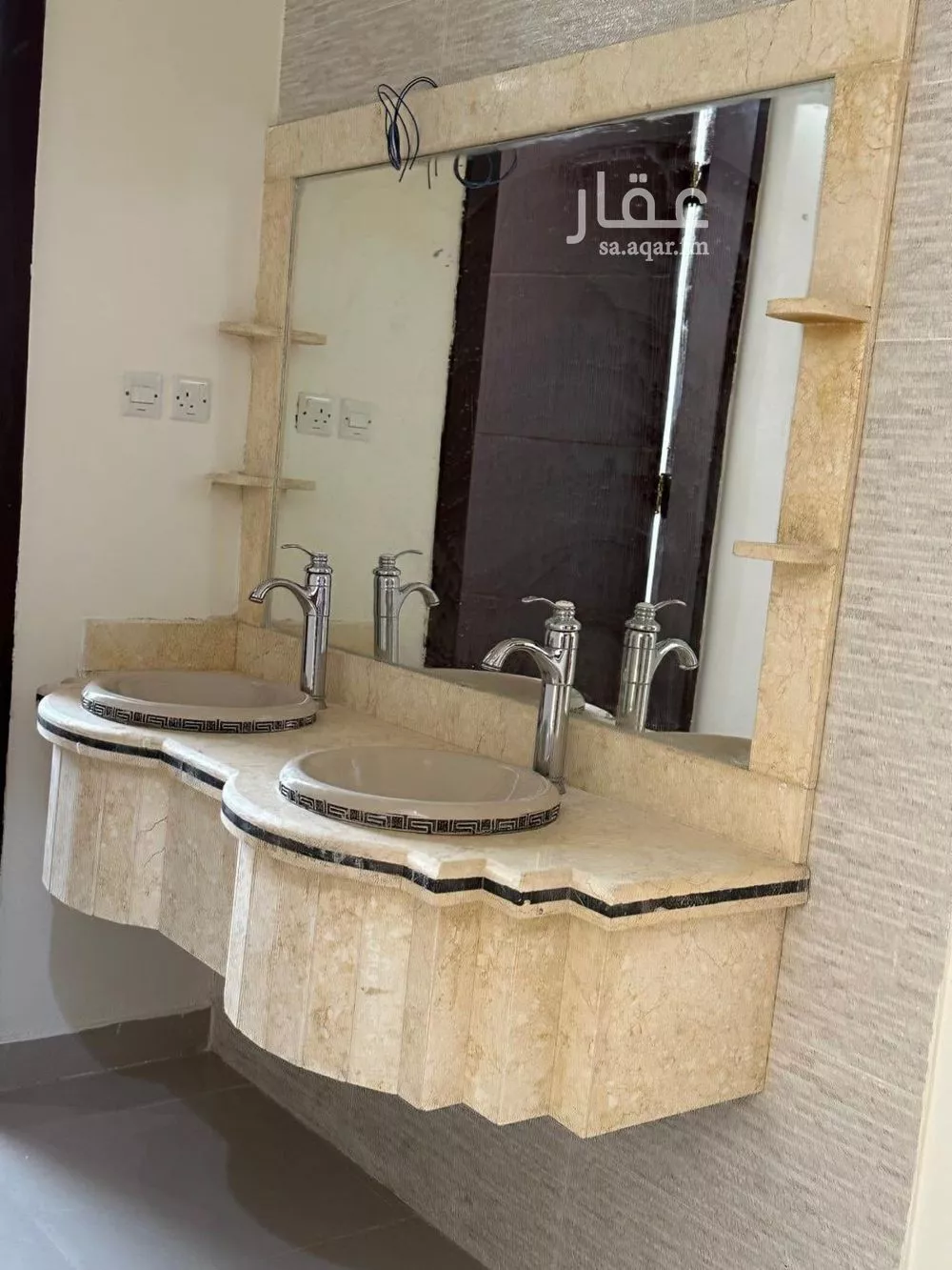 دور 5 غرف في عكاظ 19
