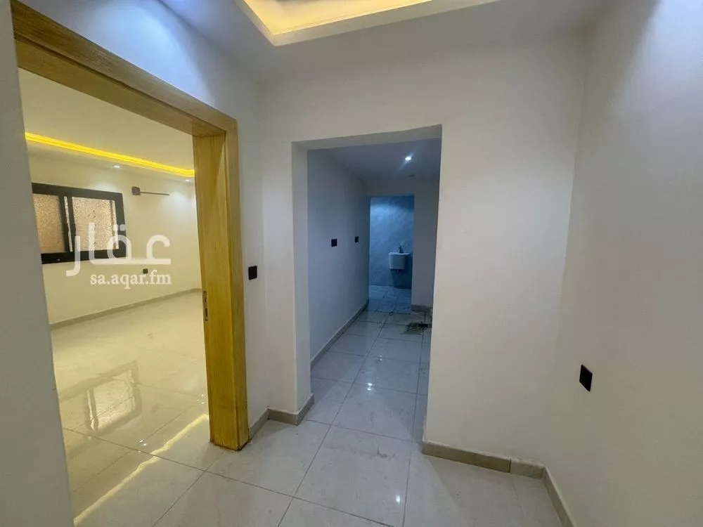 4 bedroom floor in Al Safa 7