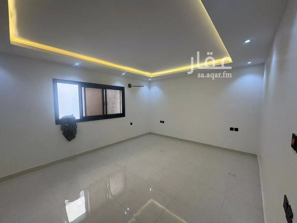 4 bedroom floor in Al Safa 9