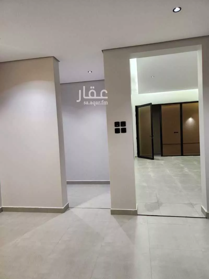 4 bedroom floor in Al Rimal 8