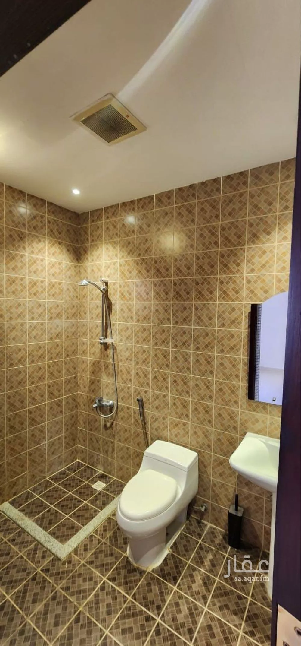 6 bedroom floor in Al Narjis 9