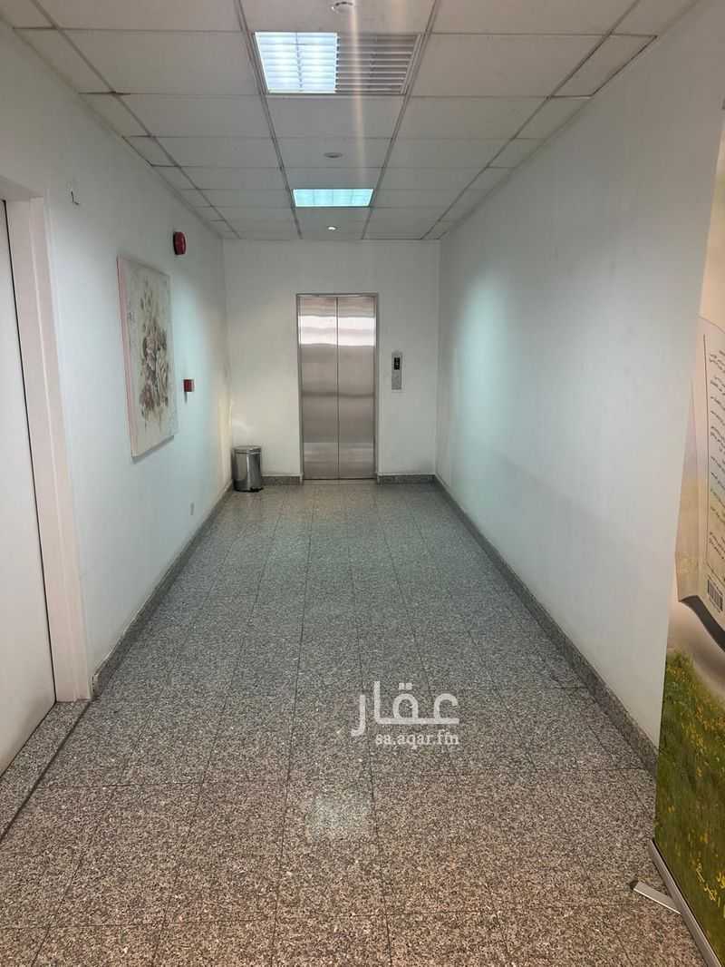 office in Al Mathar Ash Shamali, Riyadh 7