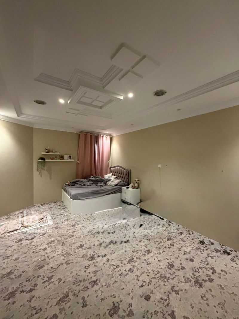 3 bedroom villa in Shubra, Riyadh 3