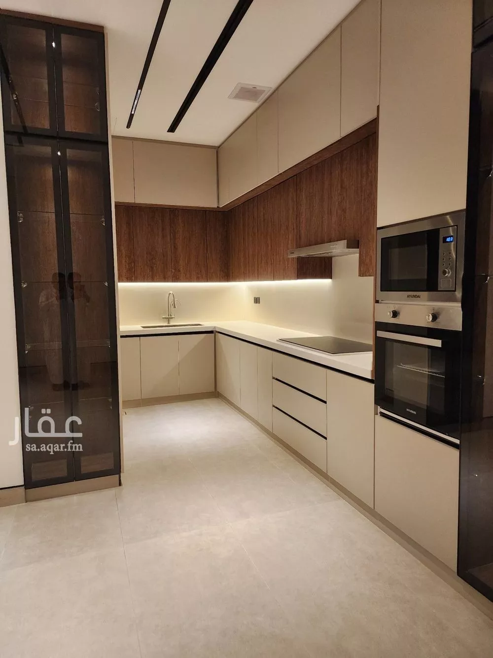4 bedroom floor in Al Malqa 13