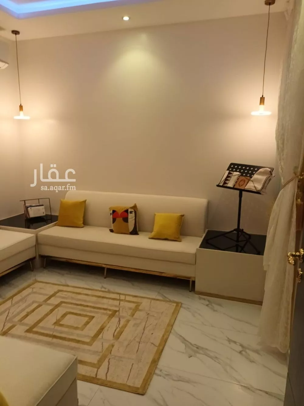 فيلا 3 غرف في العارض 9