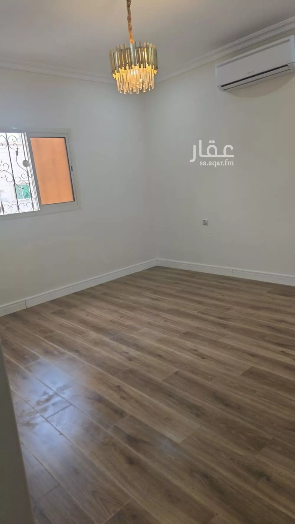دور 5 غرف في المروج 4
