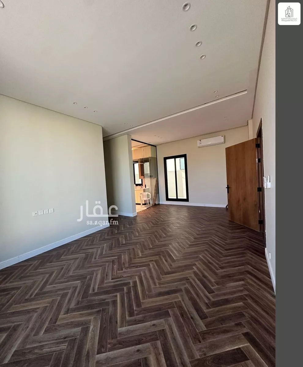 4 bedroom floor in Al Khuzama 7