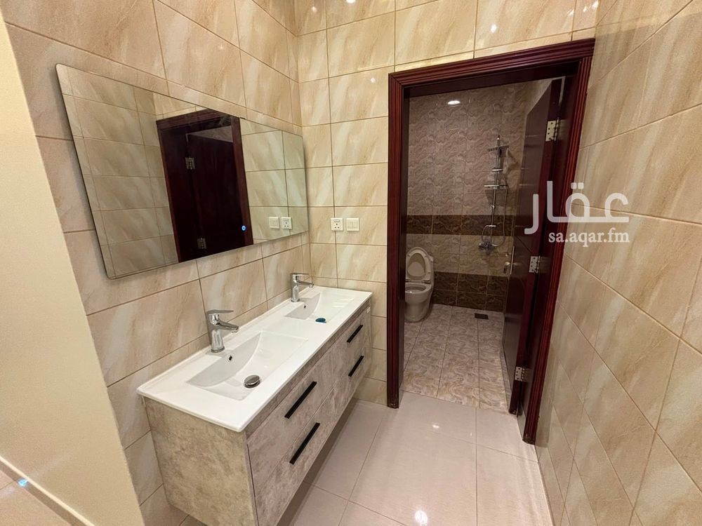4 bedroom villa in An Nafal, Riyadh 16