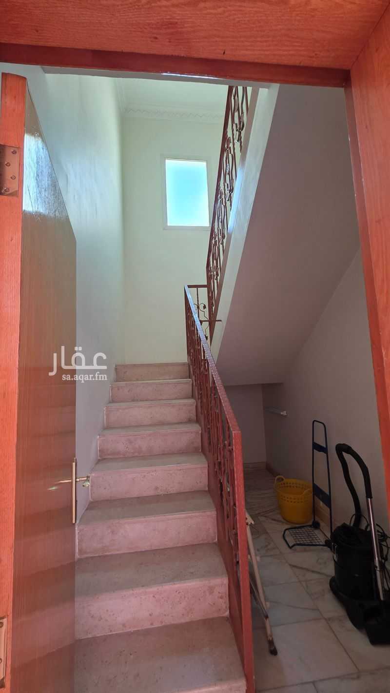 4 bedroom villa in Al Murooj, Riyadh 13