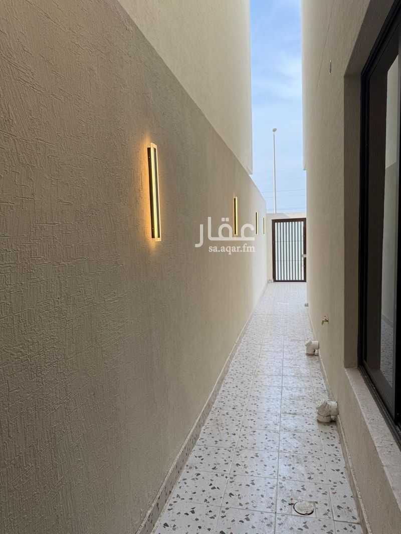 4 bedroom villa in Al Buhairah, Eastern Province 12