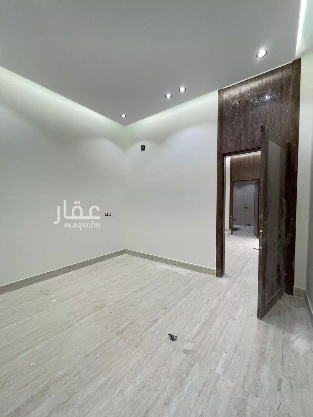 فيلا 5 غرف في ظهرة لبن 9