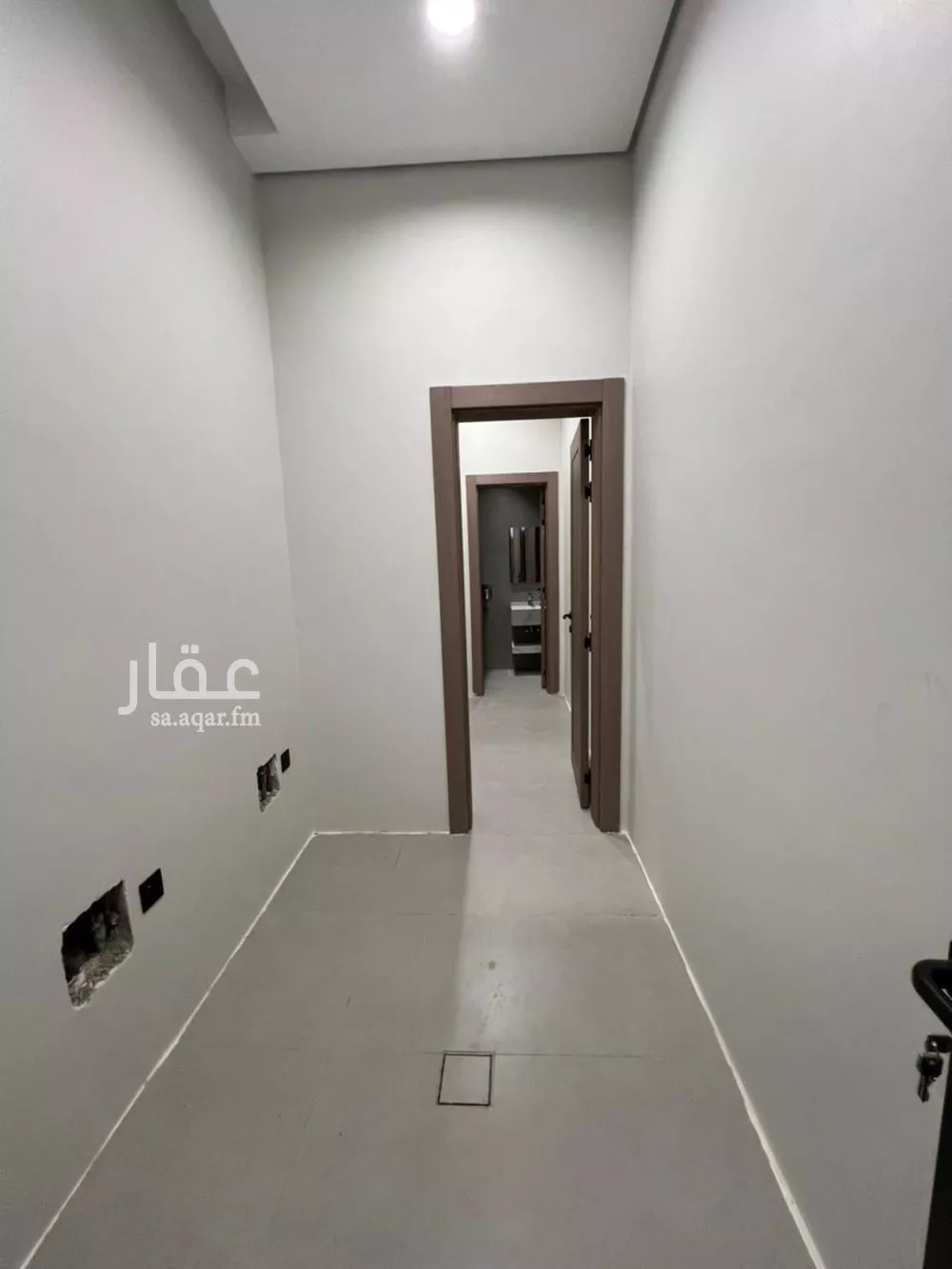 فيلا 6 غرف في المهدية 5