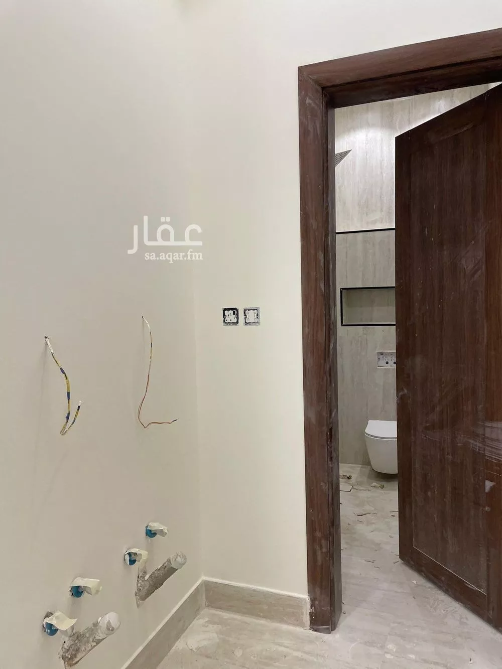 5 bedroom villa in Dhahrat Laban 11