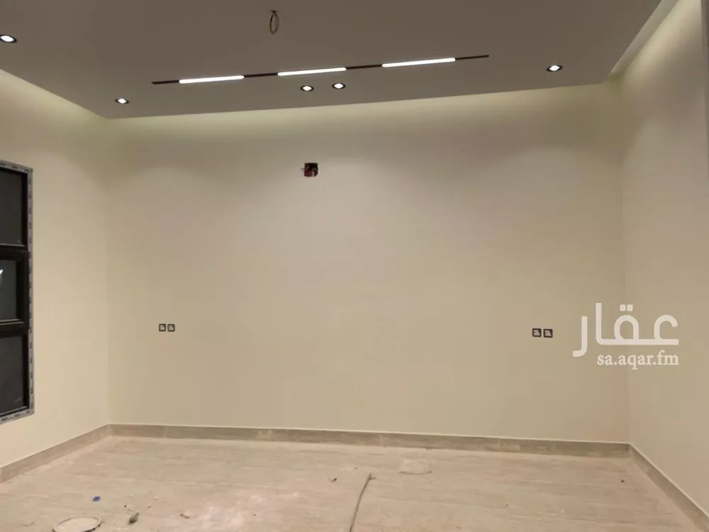 5 bedroom villa in Dhahrat Laban 12