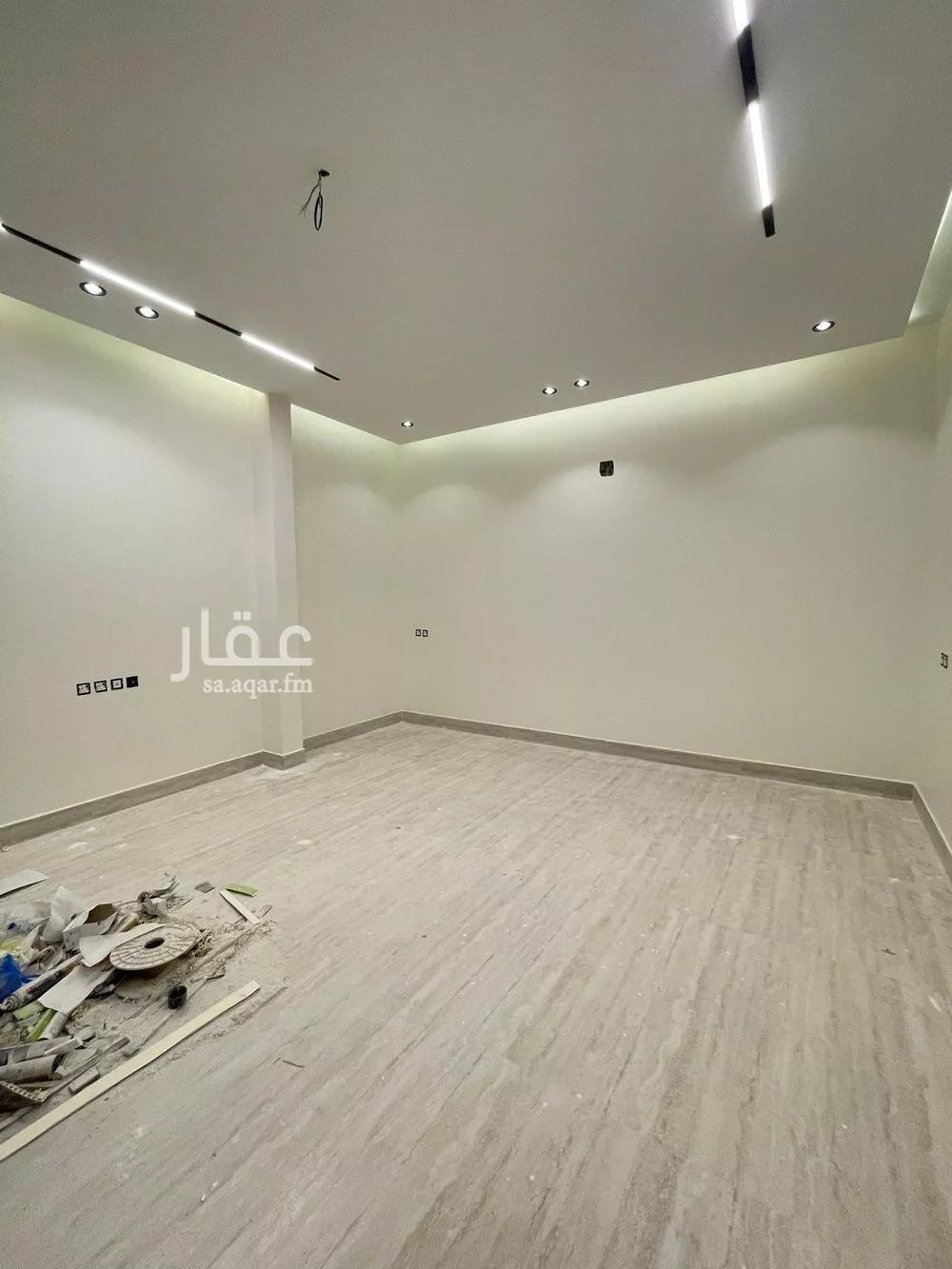 5 bedroom villa in Dhahrat Laban 8