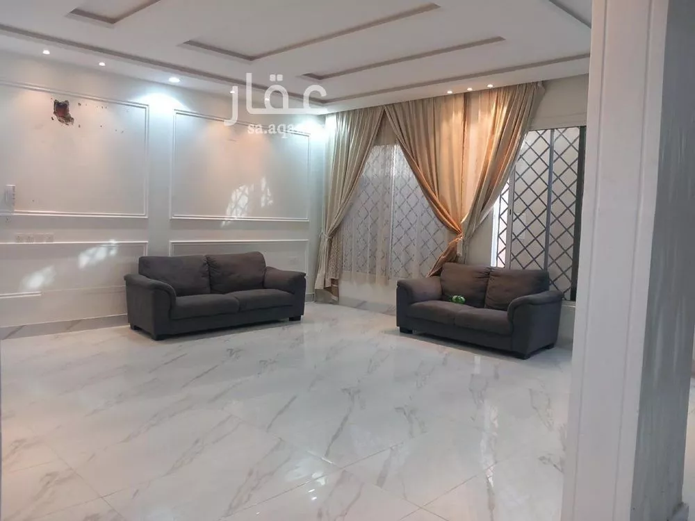 5 bedroom villa in Dhahrat Laban 4